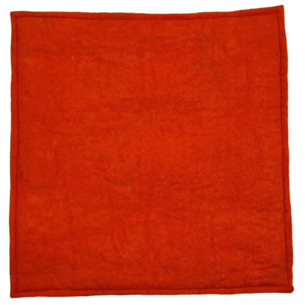 Filz Sitzkissen quadratisch in Terra Orange von Frida Feeling Größe 35x35 cm