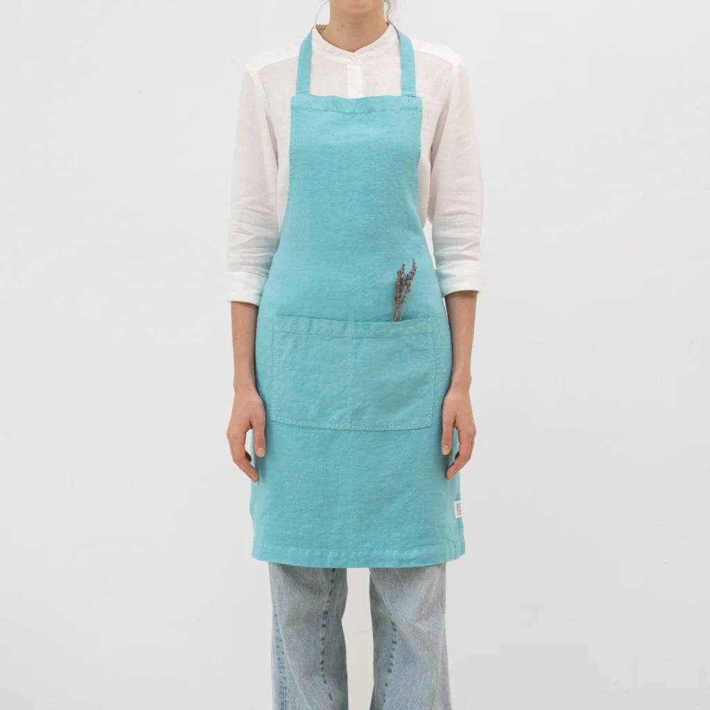 Leinen Alltagsschürze in Atlantik Blau von Linen Tales Größe 70 cm breit+ 82 cm lang