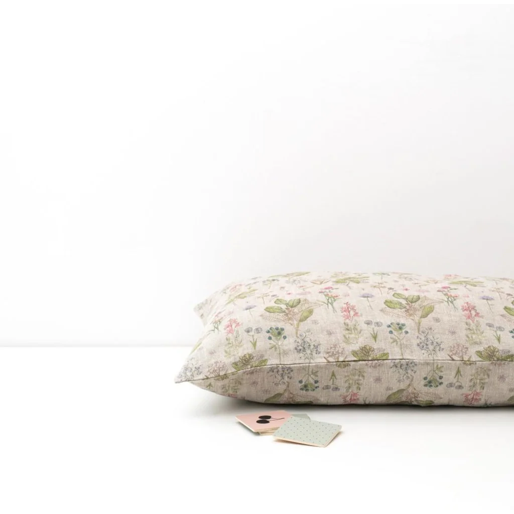 Leinen Baby-+Kinder-Bettwäsche Botanik Kissenbezug in Creme+Rosa+Grün+Braun Muster Botanik von Linen Tales Größe 50x70 cm