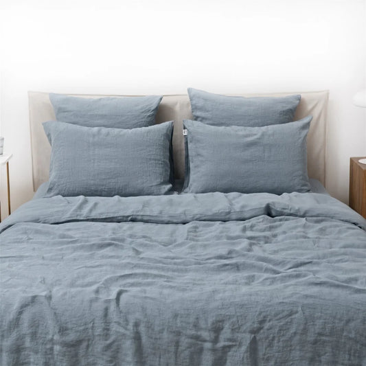 Leinen Bettwäsche Kissenbezug in Taubenblau Blau von Linen Tales Größe 40x40 cm