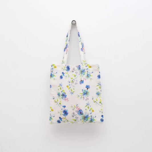 Leinen Einkaufstasche Blumen in Weiß+Blau Muster Blumen von Linen Tales Größe 38 cm breit+ 42 cm lang