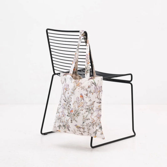 Leinen Einkaufstasche Vögel in Weiß+Flieder+Grün Weiß+Lila+Grün Muster Vögel von Linen Tales Größe 38 cm breit+ 42 cm lang