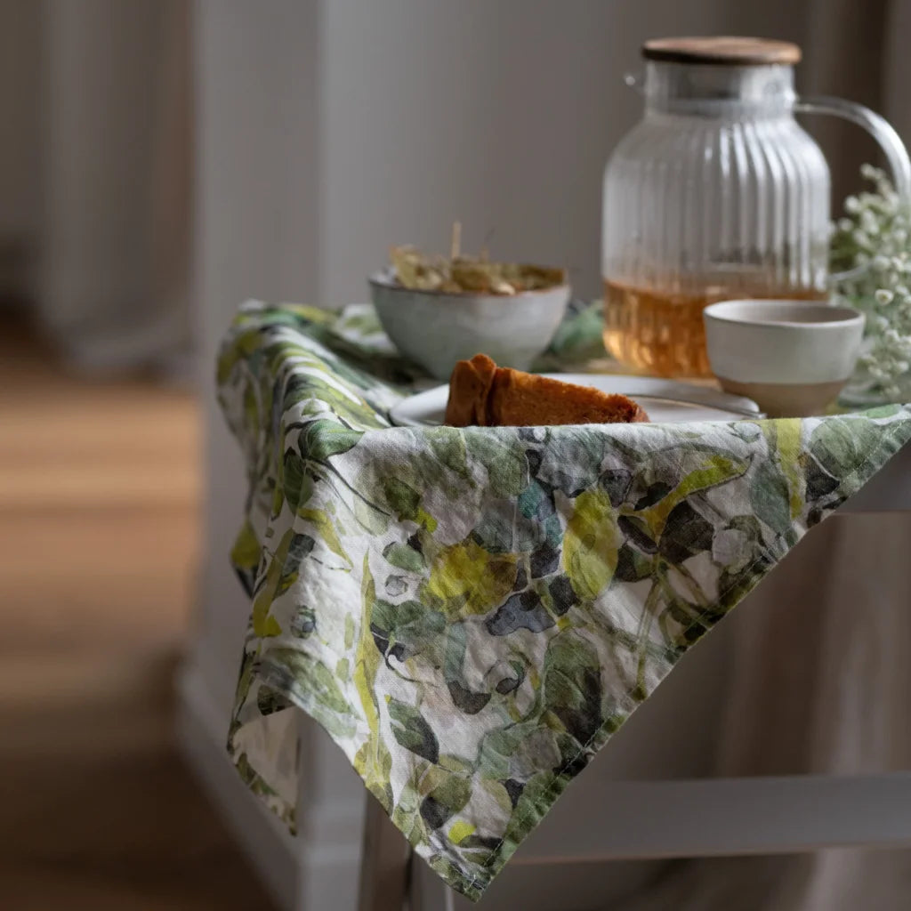 Leinen Geschirrtuch Lotusblätter 2er-Pack in Weiß+Grün Muster Lotusblätter von Linen Tales Größe 45x65 cm