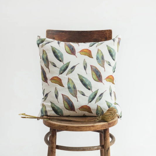 Leinen Kissenhülle Blätter in Weiß+Grün+Orange Muster Blätter von Linen Tales Größe 40x40 cm