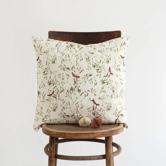 Leinen Kissenhülle Mistelzweige in Weiß+Olive+Dunkelrot Weiß+Grün+Rot Muster Mistelzweige von Linen Tales Größe 40x40 cm