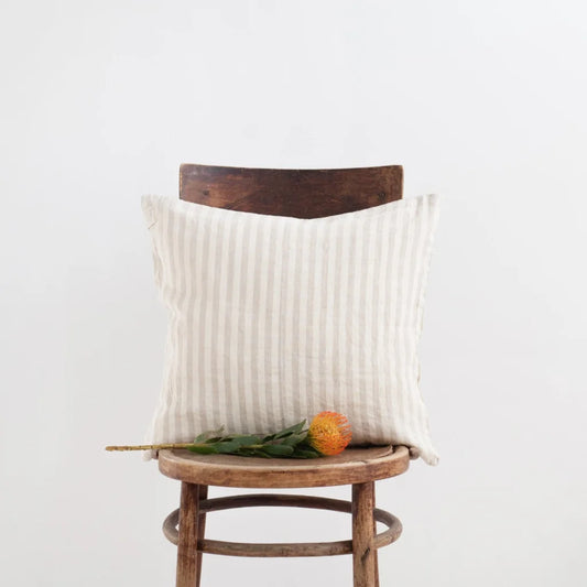 Leinen Kissenhülle Streifen in Creme+Beige Muster Streifen von Linen Tales Größe 40x40 cm