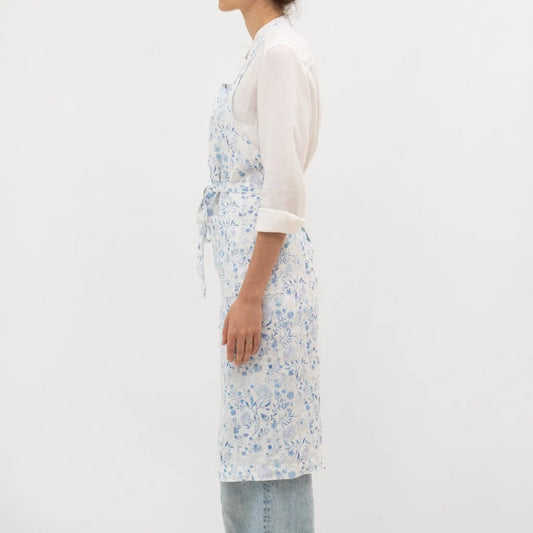 Leinen Kochschürze Blumen in Weiß+Blau Muster Blumen von Linen Tales Größe 100 cm breit+ 98 cm lang