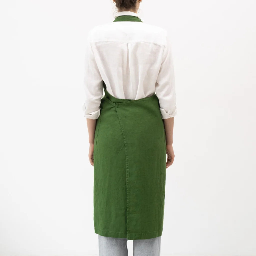 Leinen Kochschürze in Grün von Linen Tales Größe 100 cm breit+ 98 cm lang