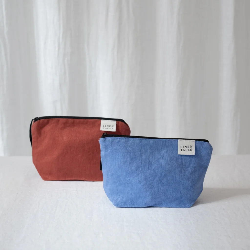 Leinen Kosmetiktasche in Blau von Linen Tales Größe 21x14 cm