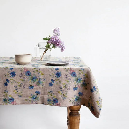 Leinen Tischdecke Blumen in Creme+Blau Muster Blumen von Linen Tales Größe 140x200 cm