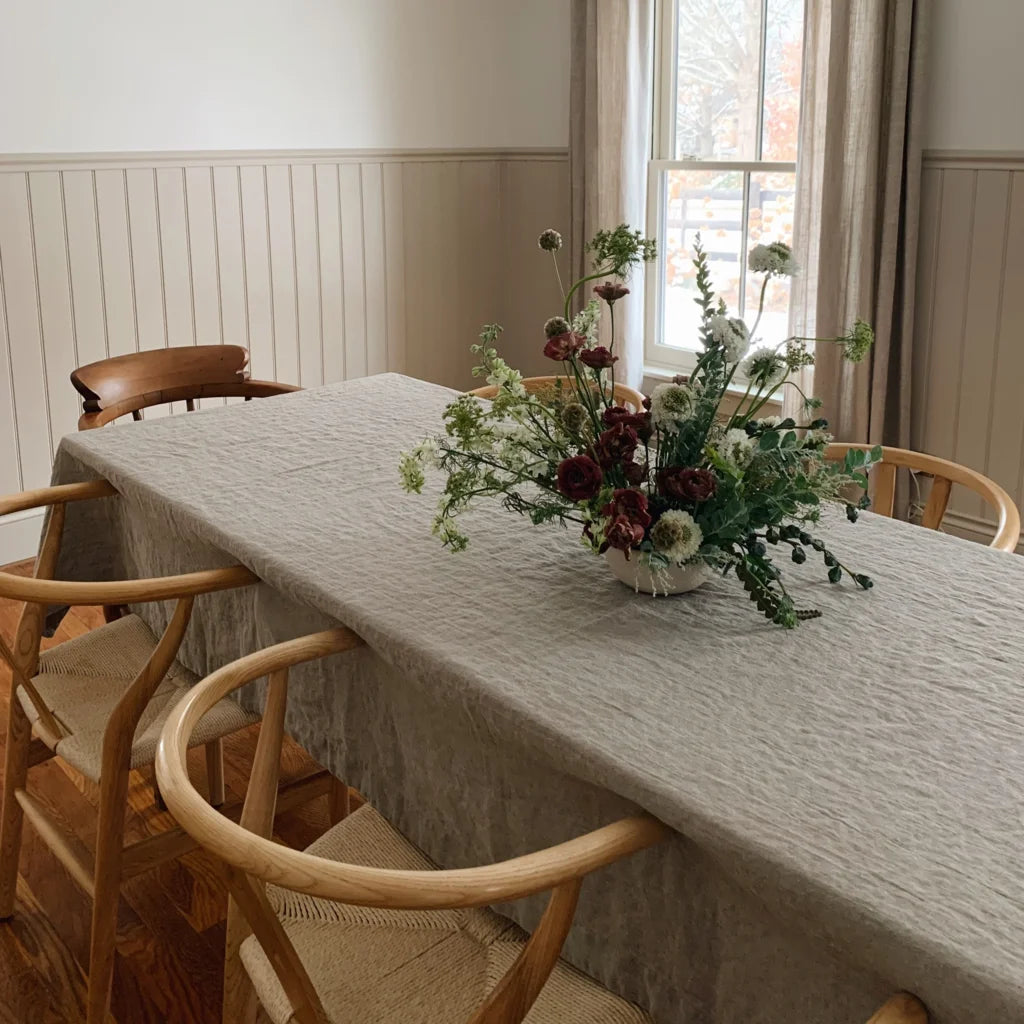 Leinen Tischdecke in Übergröße in Beige von Linen Tales Größe 140x300 cm