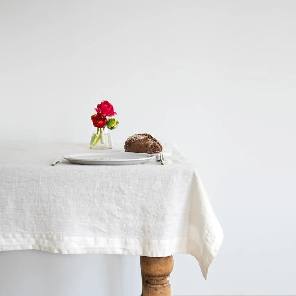 Leinen Tischdecke in Übergröße in Weiß von Linen Tales Größe 140x380 cm