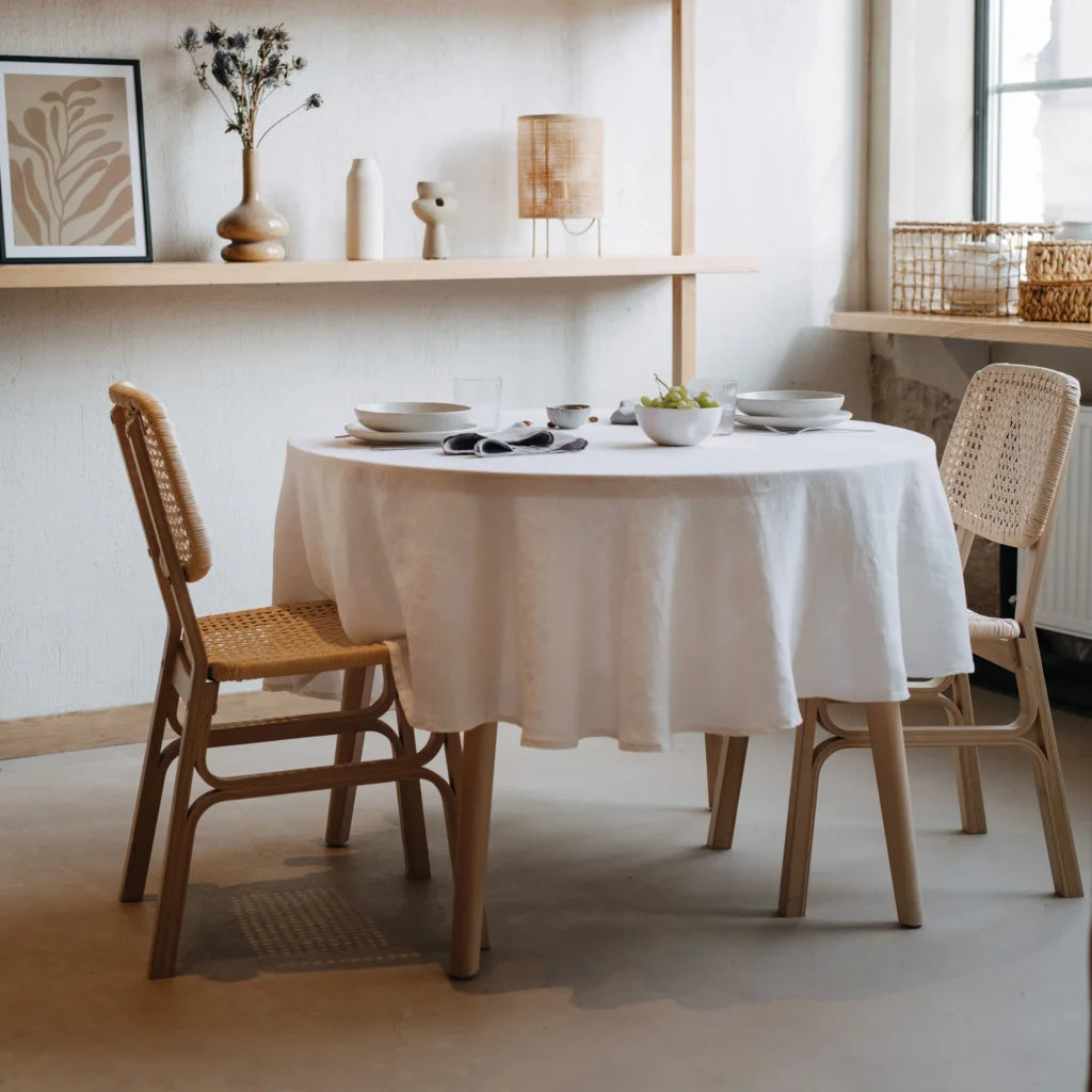 Leinen Tischdecke rund in Weiß von Linen Tales Größe Ø 150 cm