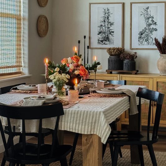 Leinen Tischdecke Streifen in Creme+Beige Muster Streifen von Linen Tales Größe 140x140 cm