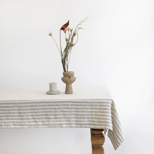 Leinen Tischdecke Streifen in Creme+Beige Muster Streifen von Linen Tales Größe 140x200 cm