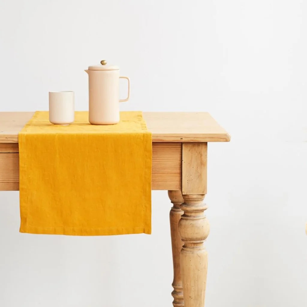 Leinen Tischläufer in Orange von Linen Tales Größe 40x150 cm