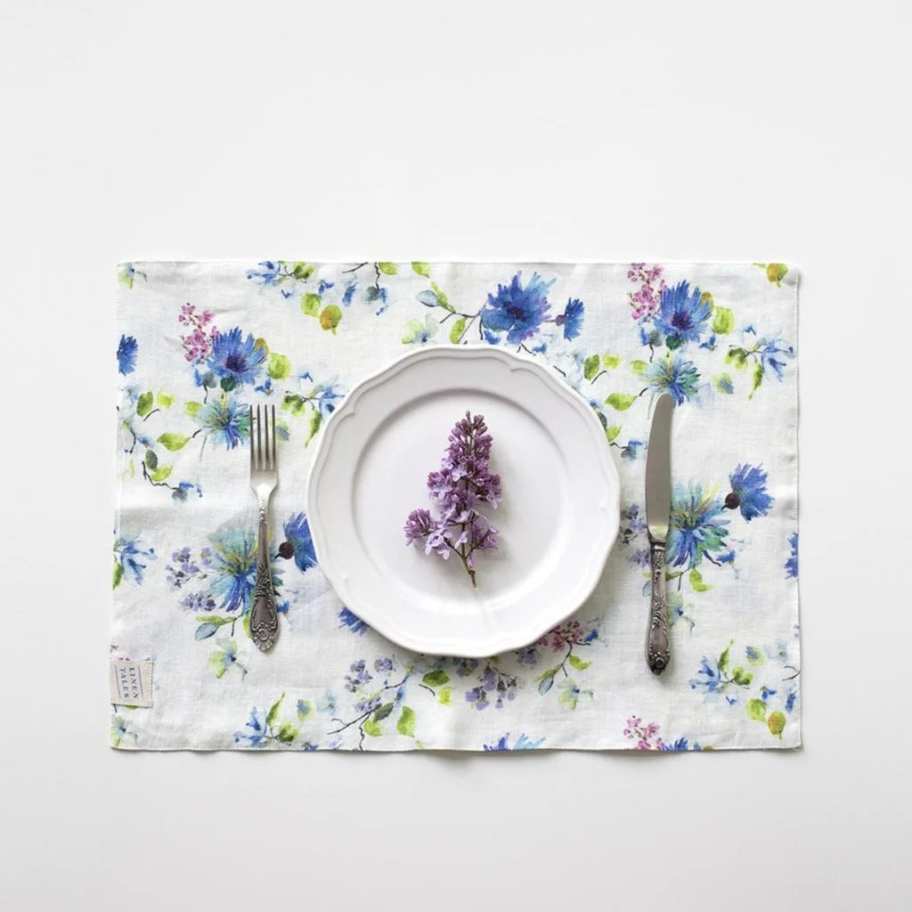 Leinen Tischset Blumen 2er-Pack in Weiß+Blau Muster Blumen von Linen Tales Größe 35x45 cm