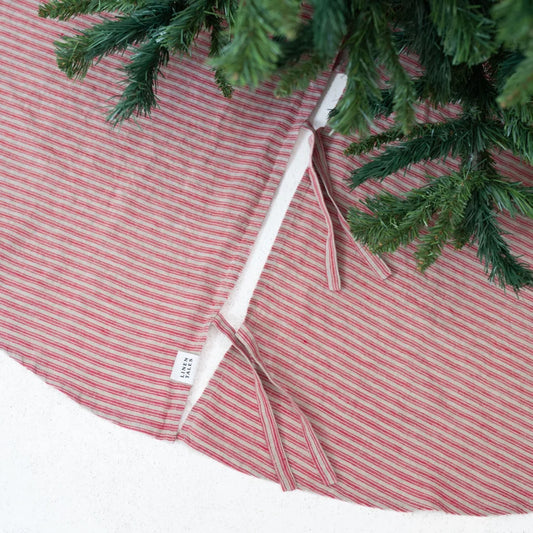 Leinen Weihnachtsbaumdecke Streifen in Rot+Creme Muster Streifen von Linen Tales Größe Ø 125 cm