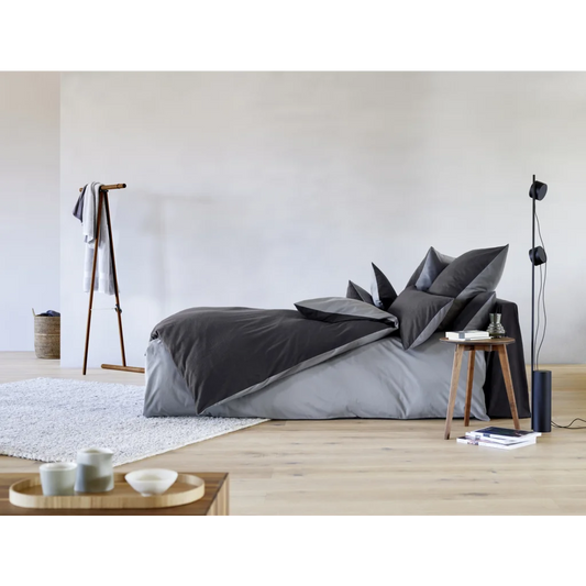 Bio Edel-Biber Wendebettwäsche Kissenbezug in Anthrazit+Silber Grau von Cotonea Größe 40x80 cm