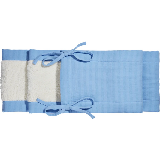 Bio Musselin Baby-Nestchen in Lichtblau Blau von Cotonea Größe 230x25 cm