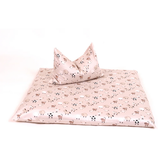 Bio Satin Baby-+Kinder-Bettwäsche Bauernhof Bettbezug in Creme Muster Bauernhof von mudis Größe 100x135 cm