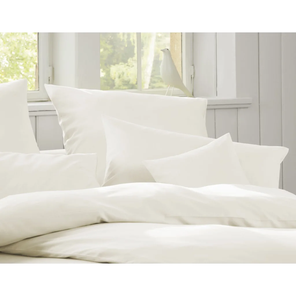 Bio Satin Bettwäsche Classic Kissenbezug in Creme von Cotonea Größe 40x40 cm