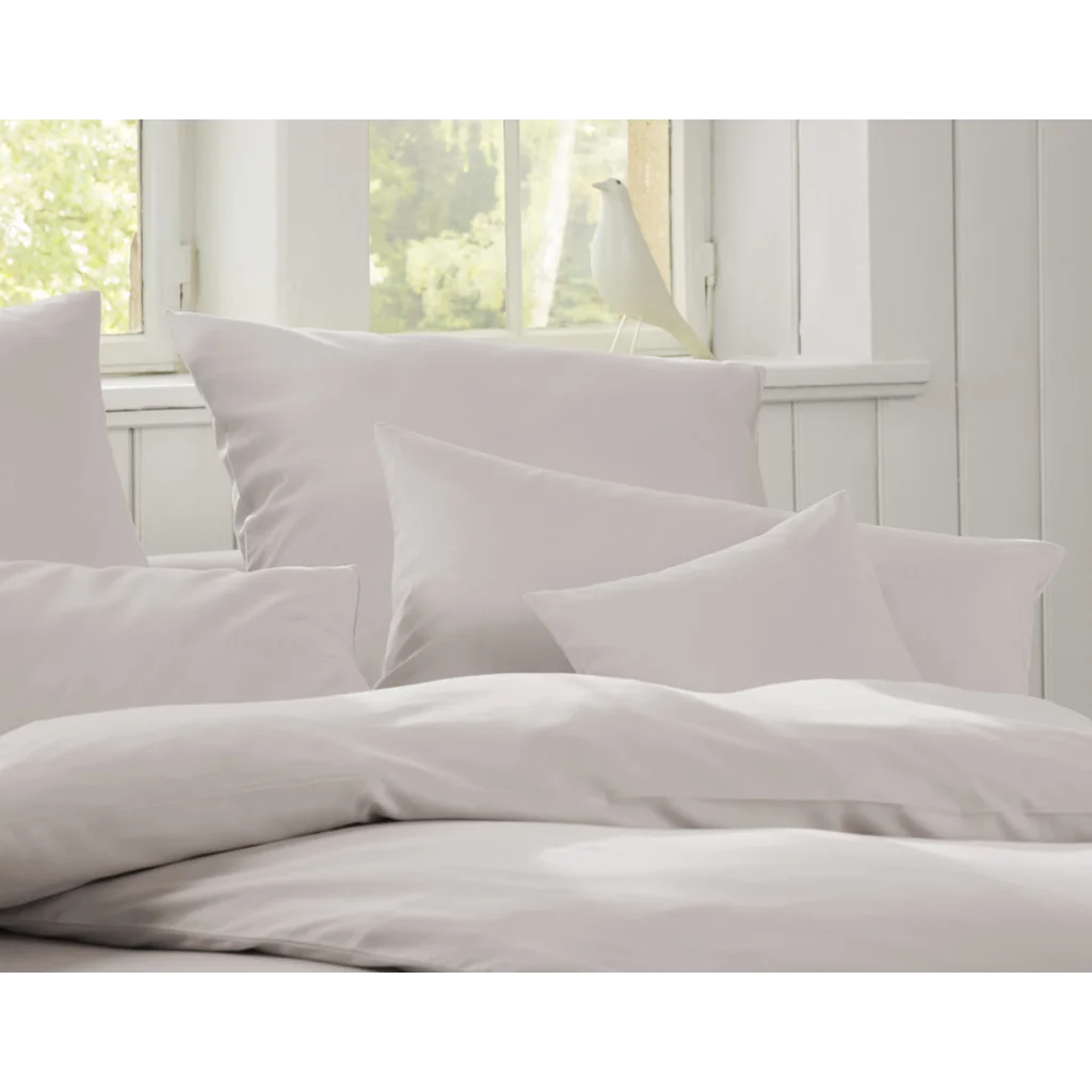 Bio Satin Bettwäsche Classic Kissenbezug in Kaschmir Beige von Cotonea Größe 40x40 cm