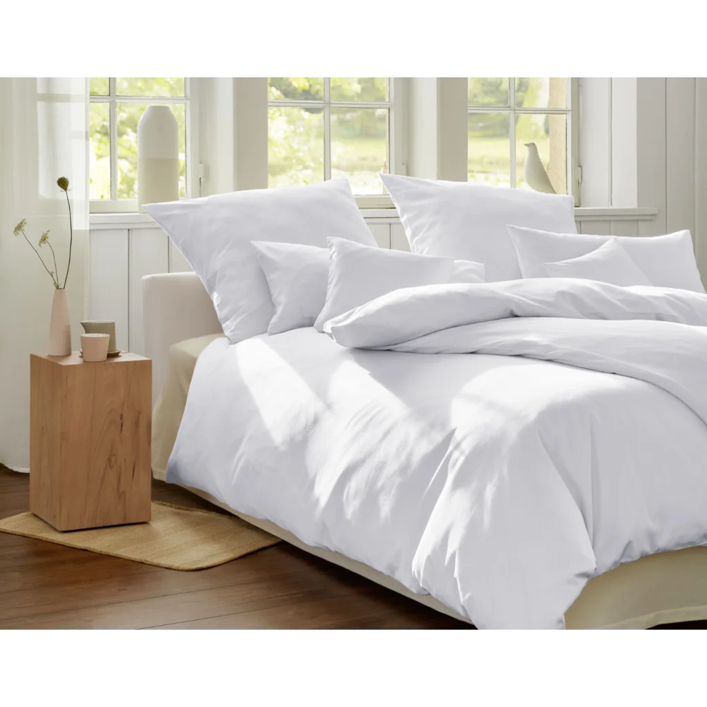 Bio Satin Bettwäsche Classic Kissenbezug in Weiß von Cotonea Größe 40x40 cm