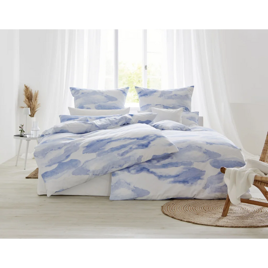 Bio Satin Bettwäsche Wolken Kissenbezug in Blau Muster Wolken von Cotonea Größe 40x80 cm