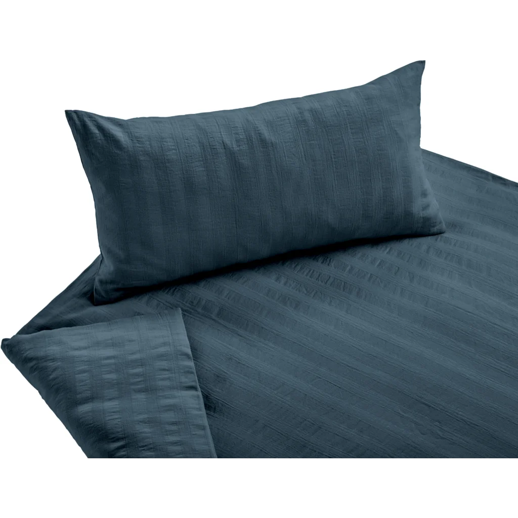 Bio Seersucker Bettwäsche Kissenbezug in Nachtblau Blau von Cotonea Größe 40x40 cm