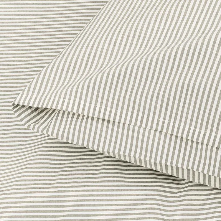 Bettwäsche mit Hotelverschluss aus natürlichen Materialien