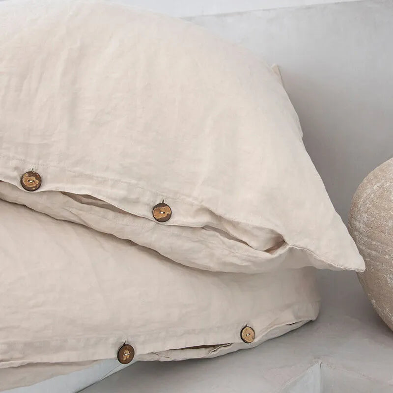 Bettwäsche mit Knopfverschluss aus Naturmaterialien