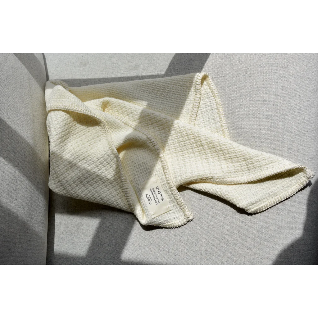 Baby-Decke in Feinstrick-Optik in Creme von Cradle Studio Größe 50x70 cm