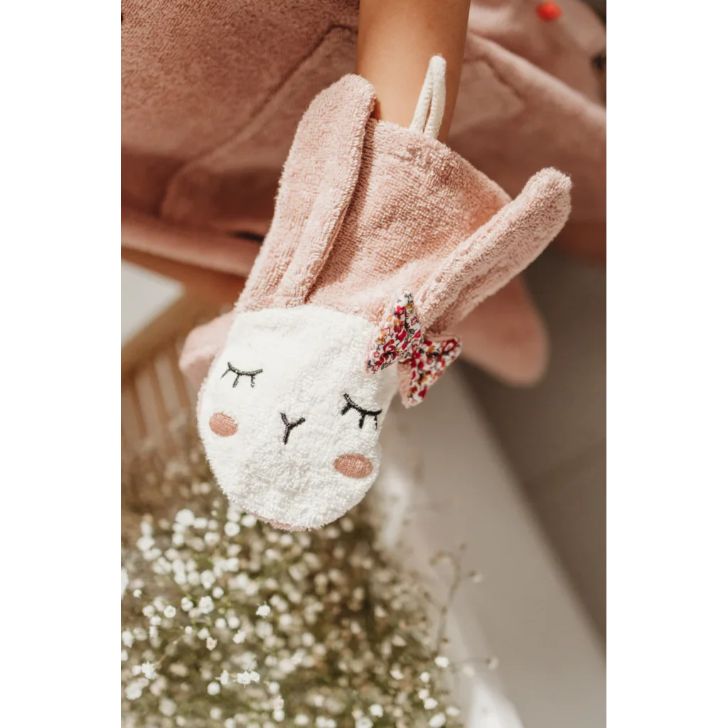 Bio Frottier Baby-+Kinder-Waschhandschuh Hase in Rosé Rosa Muster Hase von kikadu Größe 14x20 cm