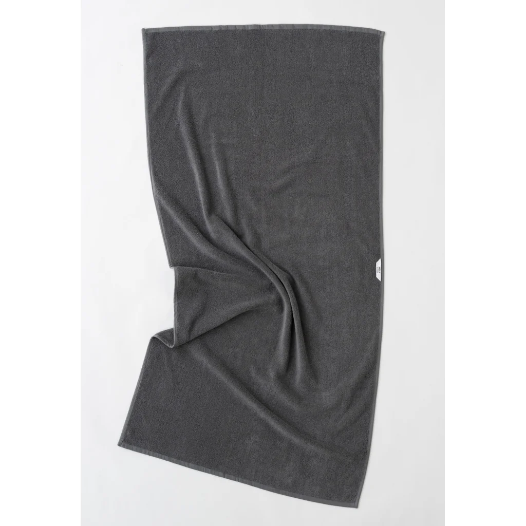 Bio Frottier Duschtuch in Anthrazit Grau von MELA home Größe 70x140 cm