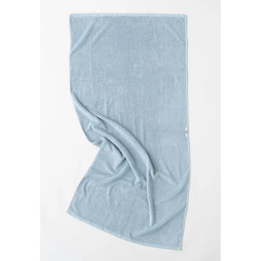 Bio Frottier Duschtuch in Himmelblau Blau von MELA home Größe 70x140 cm