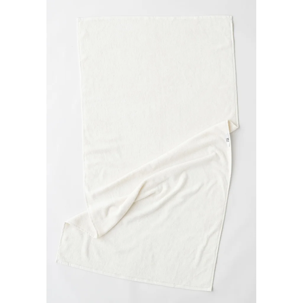 Bio Frottier Duschtuch in Weiß von MELA home Größe 70x140 cm