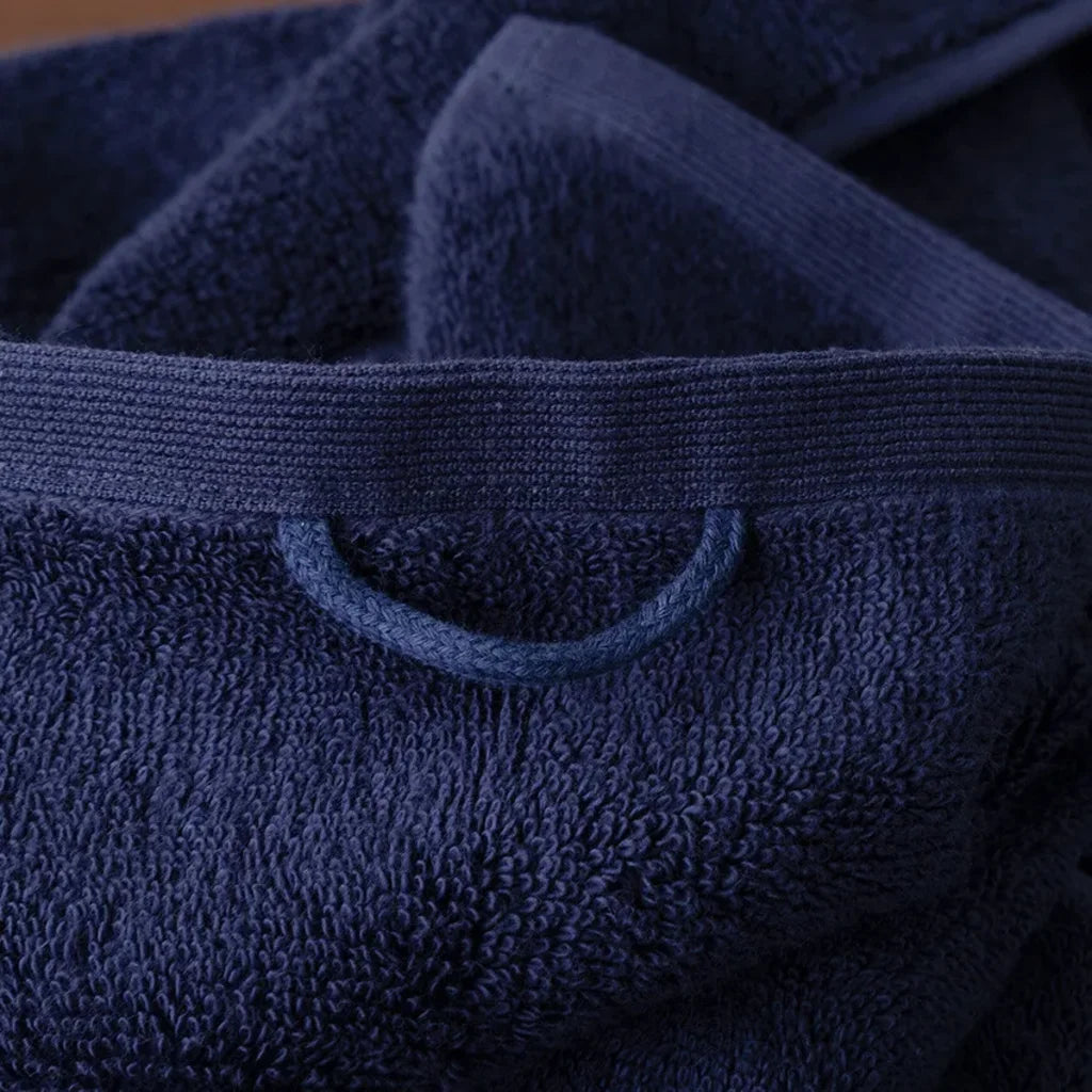 Bio Frottier Handtuch in Dunkelblau Blau von Jean&Len Größe 50x100 cm