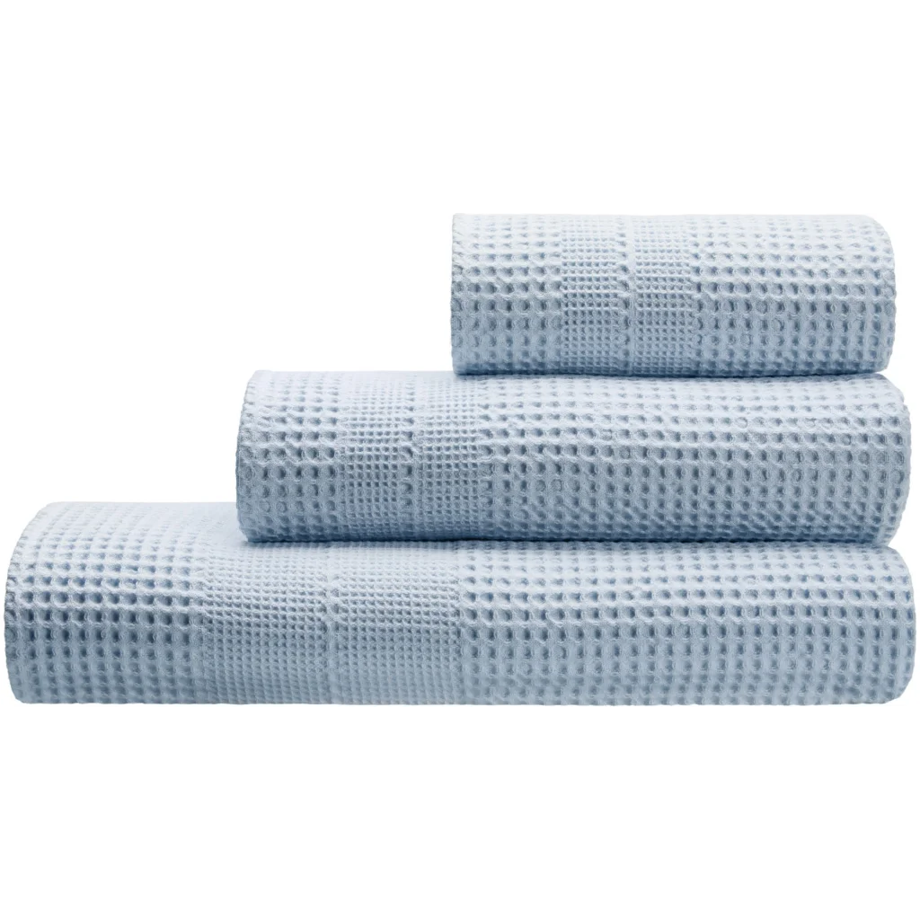 Bio Waffelpiqué Handtuch in Hellblau Blau von Cotonea Größe 50x100 cm