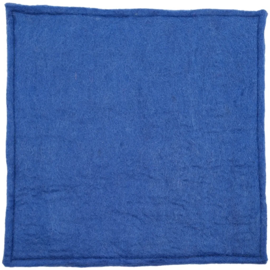 Filz Sitzkissen quadratisch in Blau von Frida Feeling Größe 35x35 cm