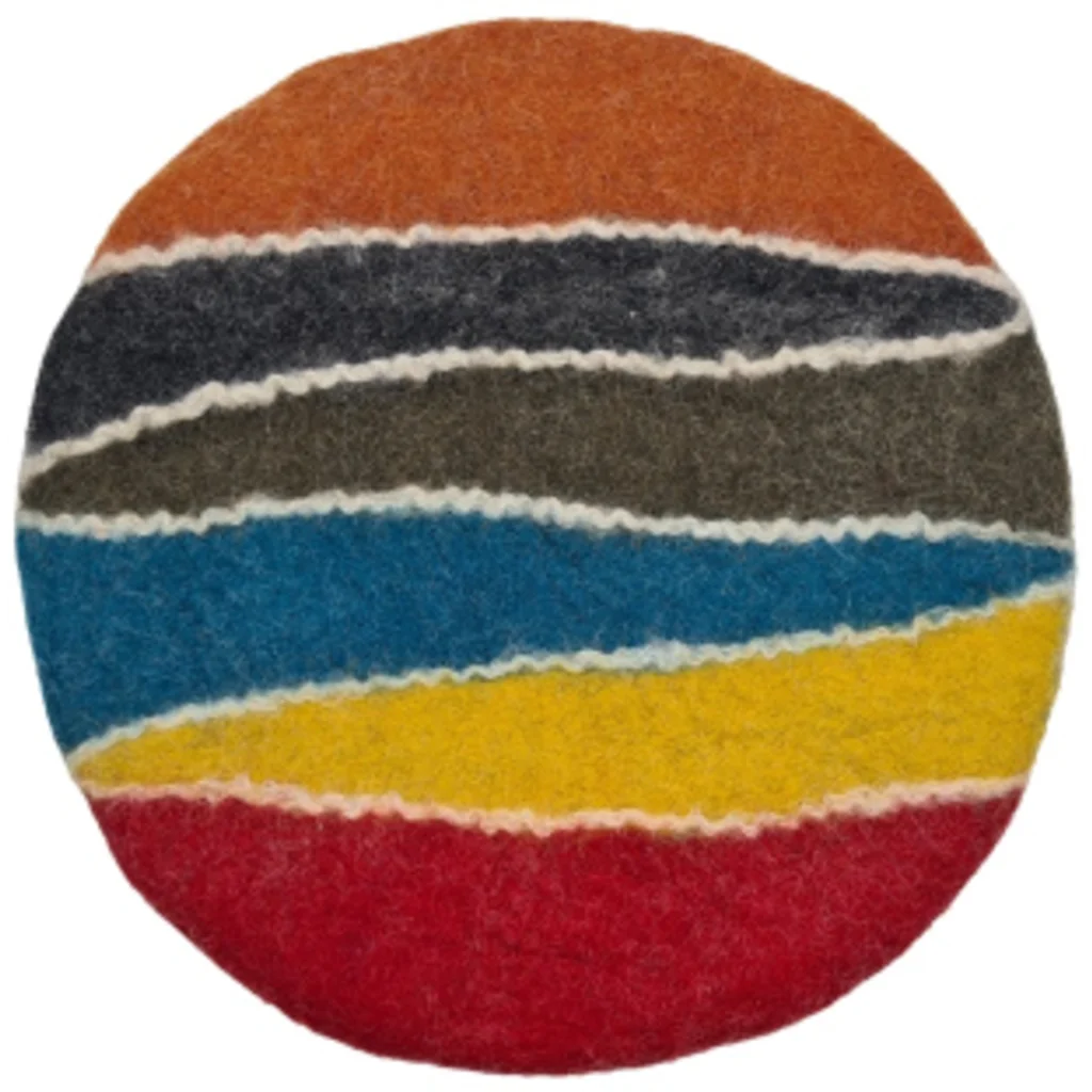 Filz Sitzkissen rund Zickzack in Rot+Gelb+Orange+Blau Muster Zickzack von Frida Feeling Größe Ø 35 cm