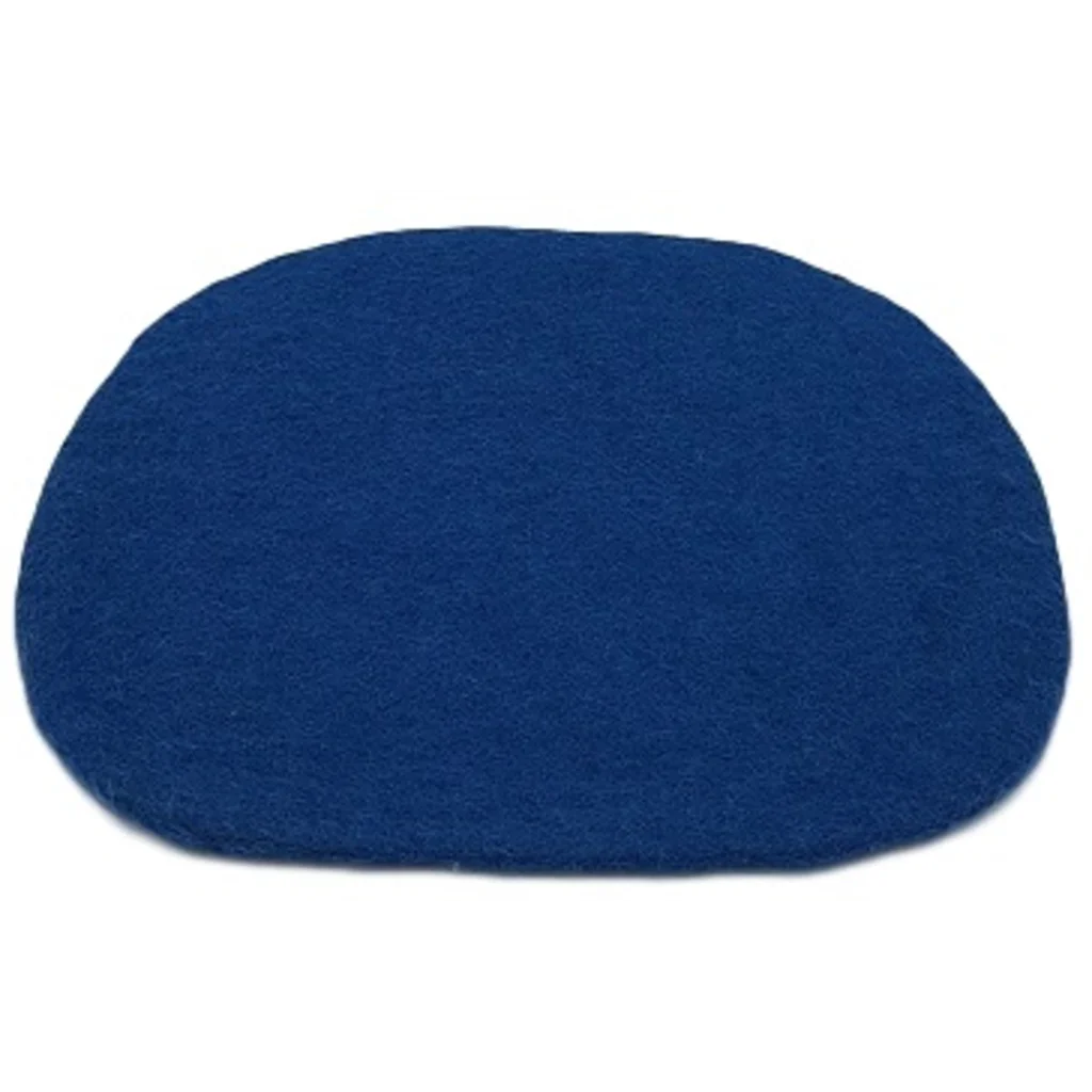 Filz Sitzkissen Trapez in Dunkelblau Blau von Frida Feeling Größe 40x35 cm
