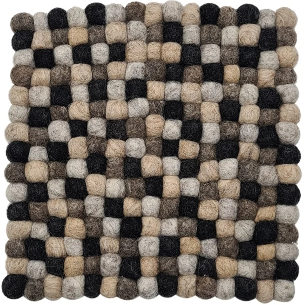 Filz Untersetzer quadratisch mit kleinen Kugeln in Beige+Braun+Hellgrau+Anthrazit Beige+Braun+Grau+Grau Muster Bunt von Frida Feeling Größe 21x21 cm