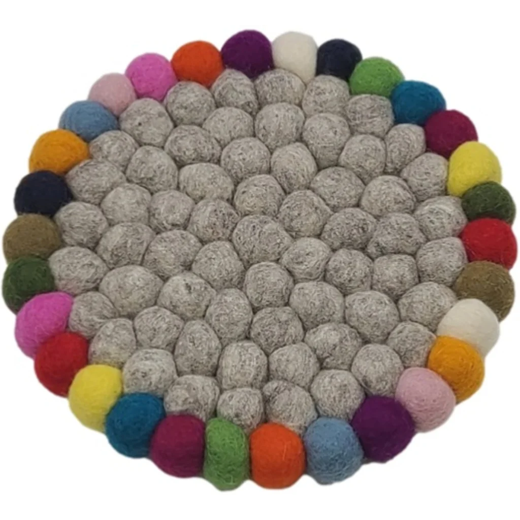 Filz Untersetzer rund mit buntem Rand in Hellgrau Grau Muster Bunt von Frida Feeling Größe Ø 21 cm