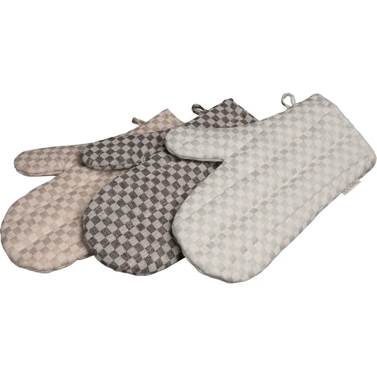 Halbleinen Ofenhandschuh Schachbrett 2er-Set in Anthrazit Grau Muster Schachbrett von Erika Vaitkute Größe 15x30 cm