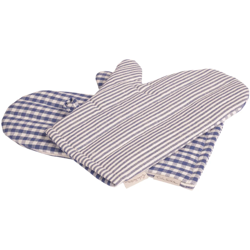 Halbleinen Ofenhandschuh Streifen+Karo 2er-Set in Weiß+Blau Muster Streifen+Karo von Erika Vaitkute Größe 15x30 cm