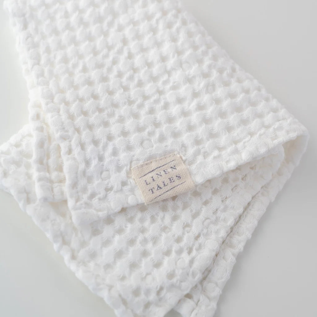 Halbleinen Waffelpiqué Seiftuch in Weiß von Linen Tales Größe 30x30 cm