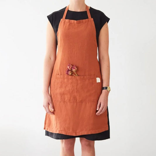 Leinen Alltagsschürze in Terra Orange von Linen Tales Größe 54 cm breit+ 77 cm lang
