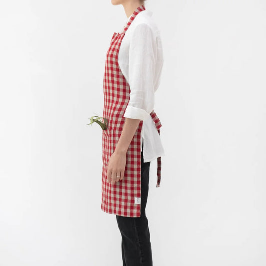Leinen Alltagsschürze Karo in Rot+Beige Muster Karo von Linen Tales Größe 54 cm breit+ 77 cm lang