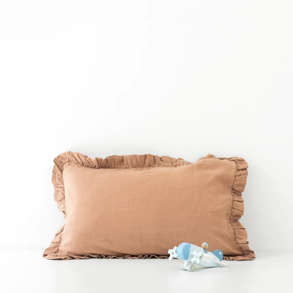 Leinen Baby-+Kinder-Bettwäsche Kissenbezug mit Rüschen in Apricot Orange von Linen Tales Größe 50x70 cm